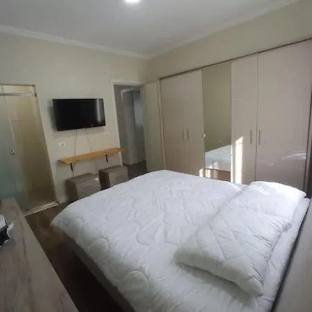 Sokoli, Lovely Modern Διαμέρισμα Τίρανα