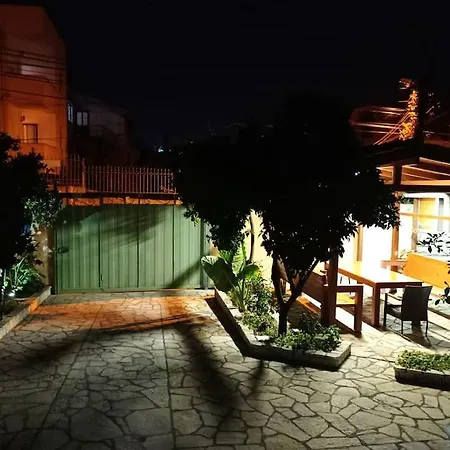 Sokoli, Lovely Modern